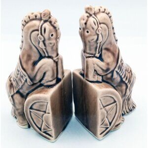 Set of Brown Horse Salt and Pepper Shakers 4 Inch Hand Painted Vintage Souvenir